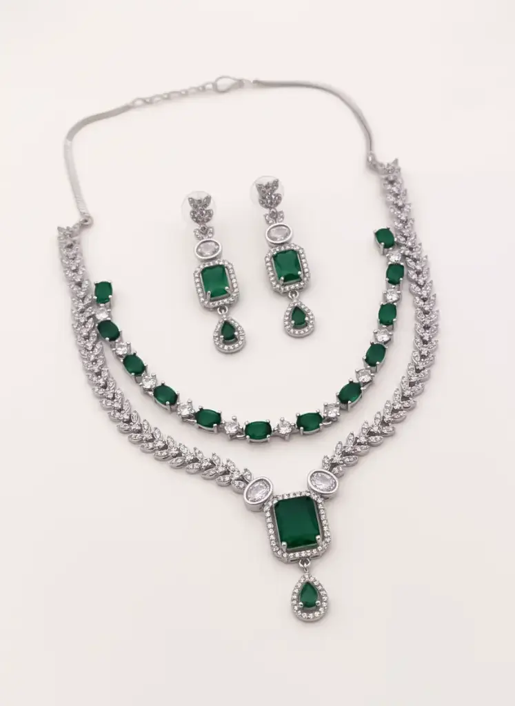 Emerald Elegance Premium Necklace Set (Green)