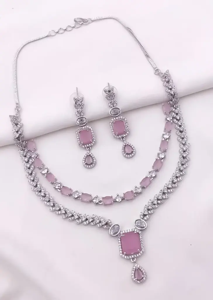 Emerald Elegance Premium Necklace Set