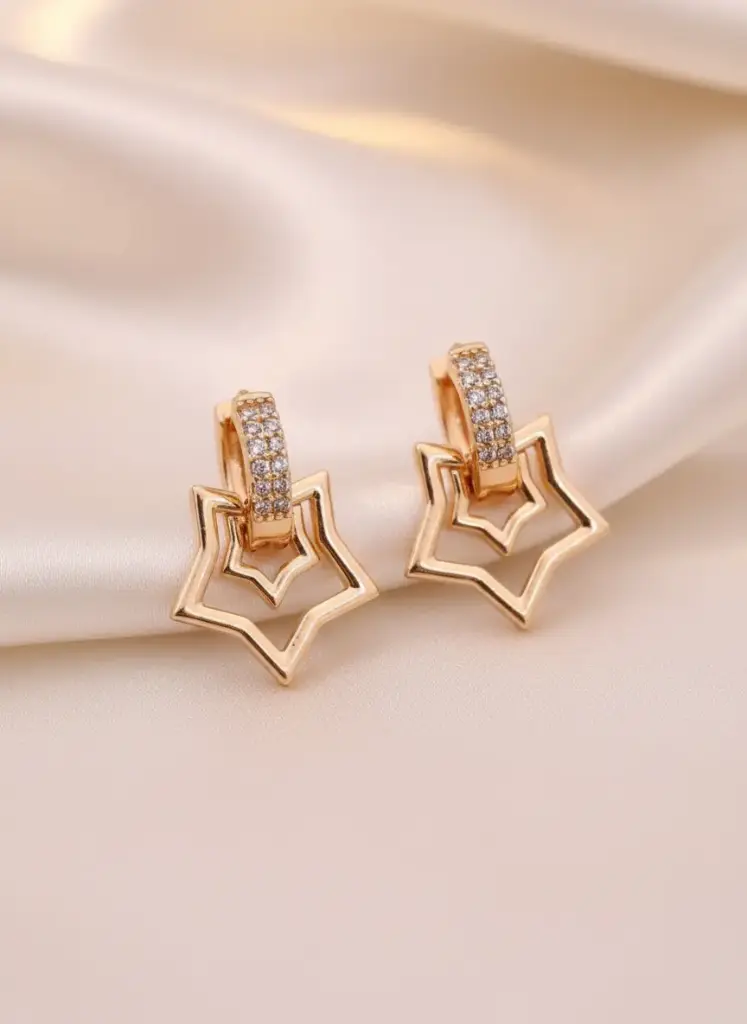Zyora Star Halo Earrings