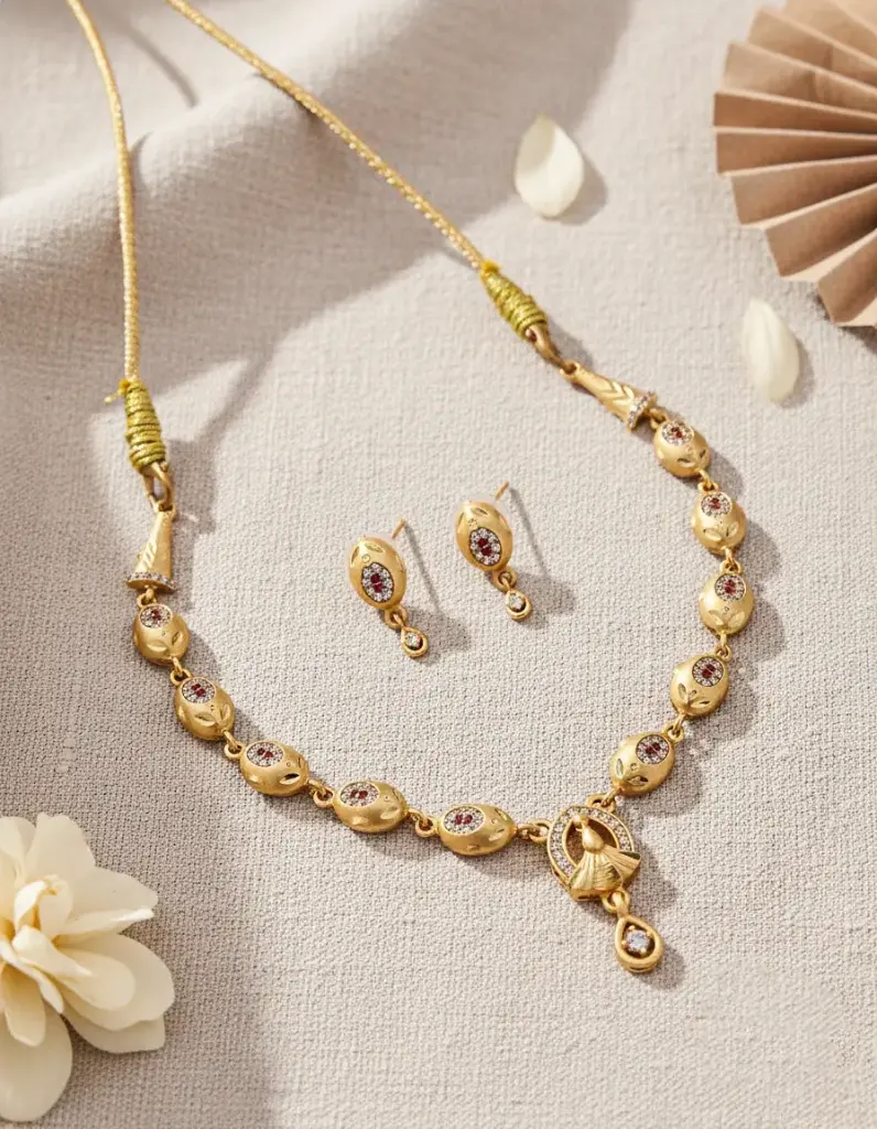 Zyora Minimalist Oval Link Set