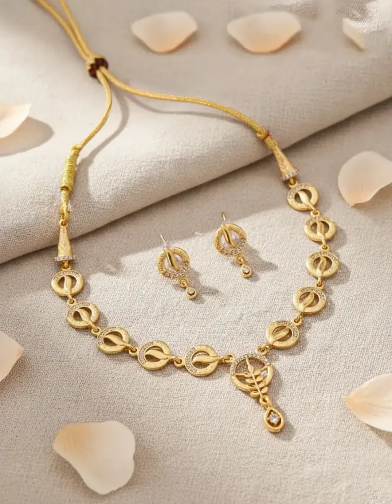 Zyora Interlocking Loop Set