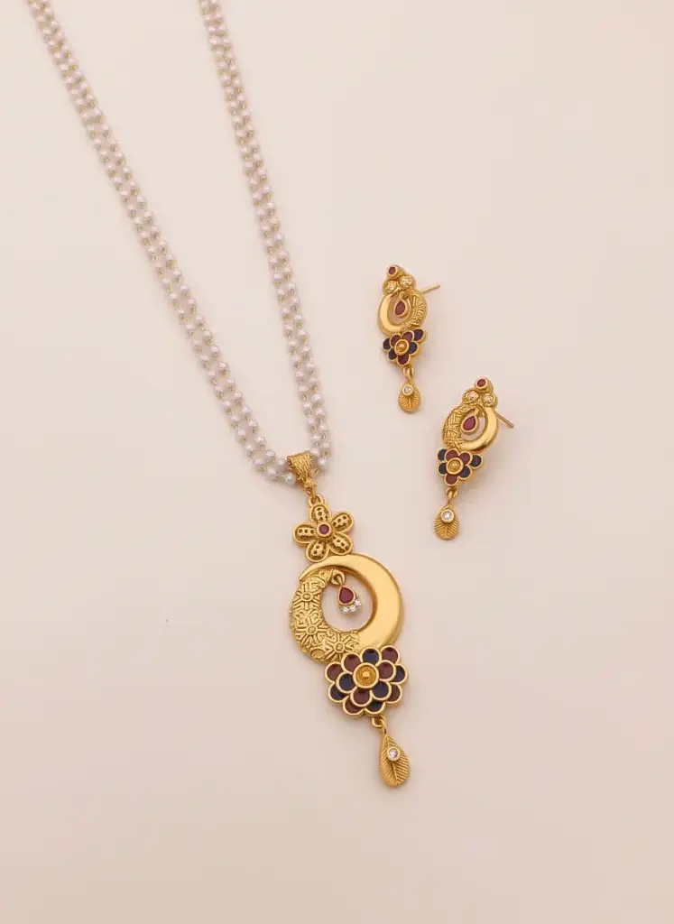 Classic Spiral Round Pendant Set