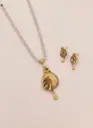 Leaf Design Antique Pendant Set