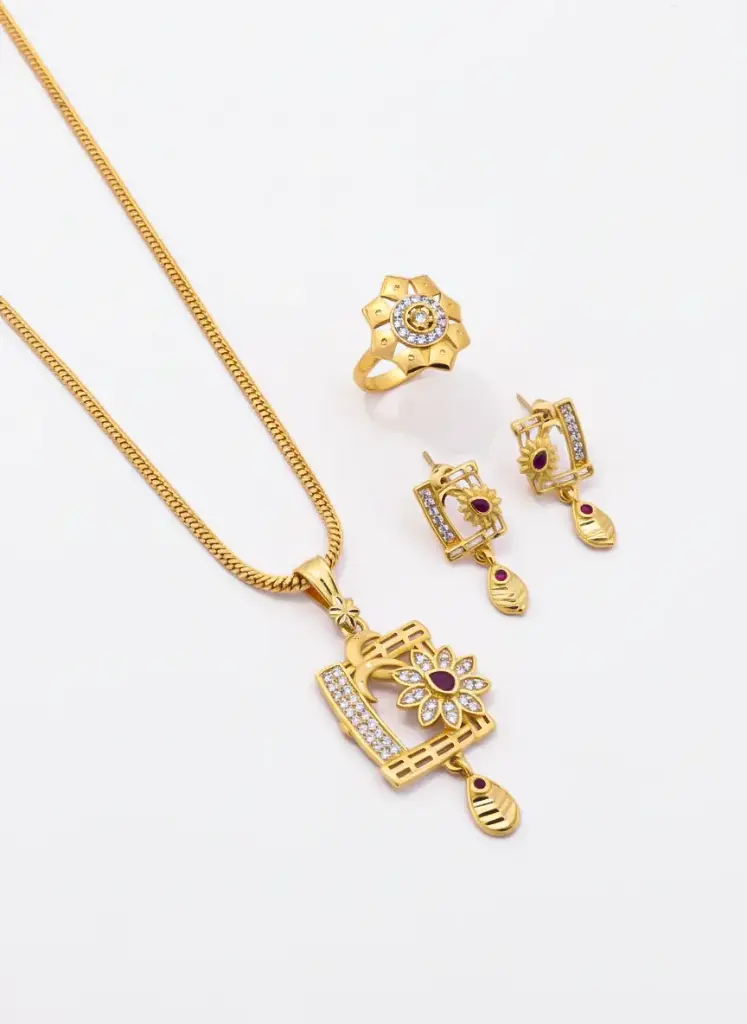 Everyday Elegance Square Frame Pendant Set