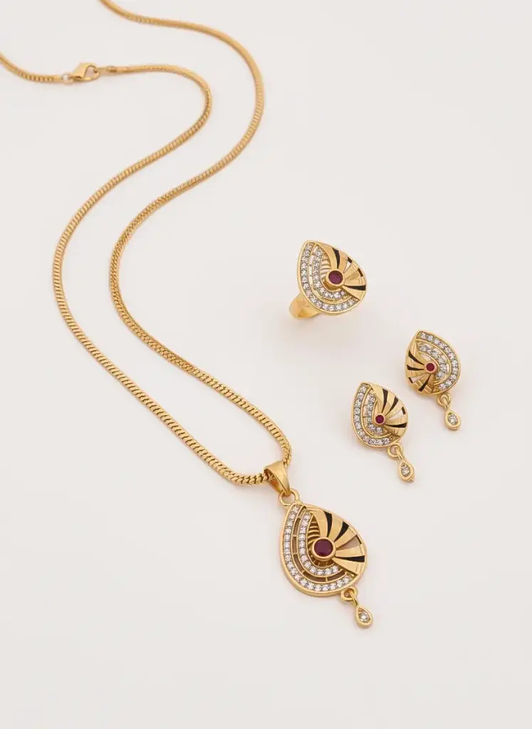 Everyday Elegance Fan Shape Pendant Set